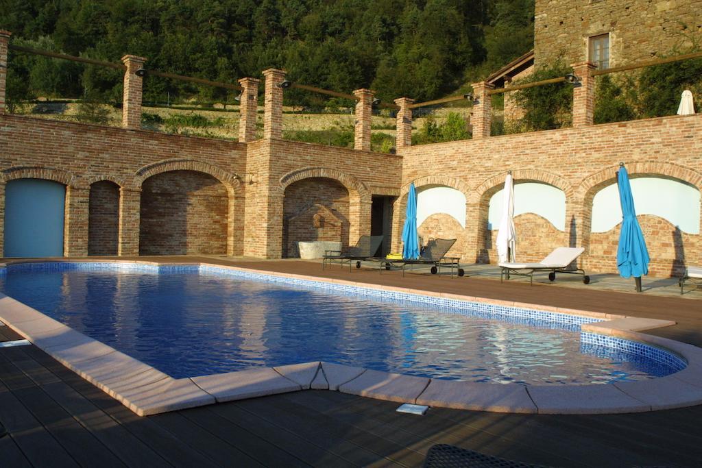 Villa Castel Martino à Cortemilia Extérieur photo